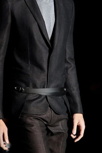 Look 63